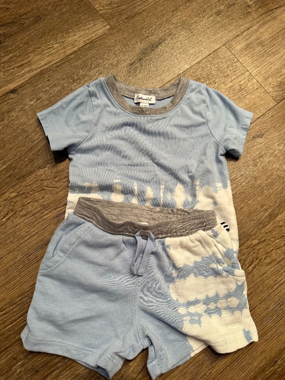 Splendid T-Shirt and Shorts Set Sz 12-18M
